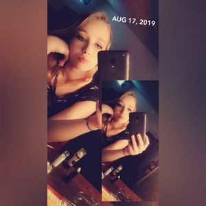 Meet your Posher, Makayla